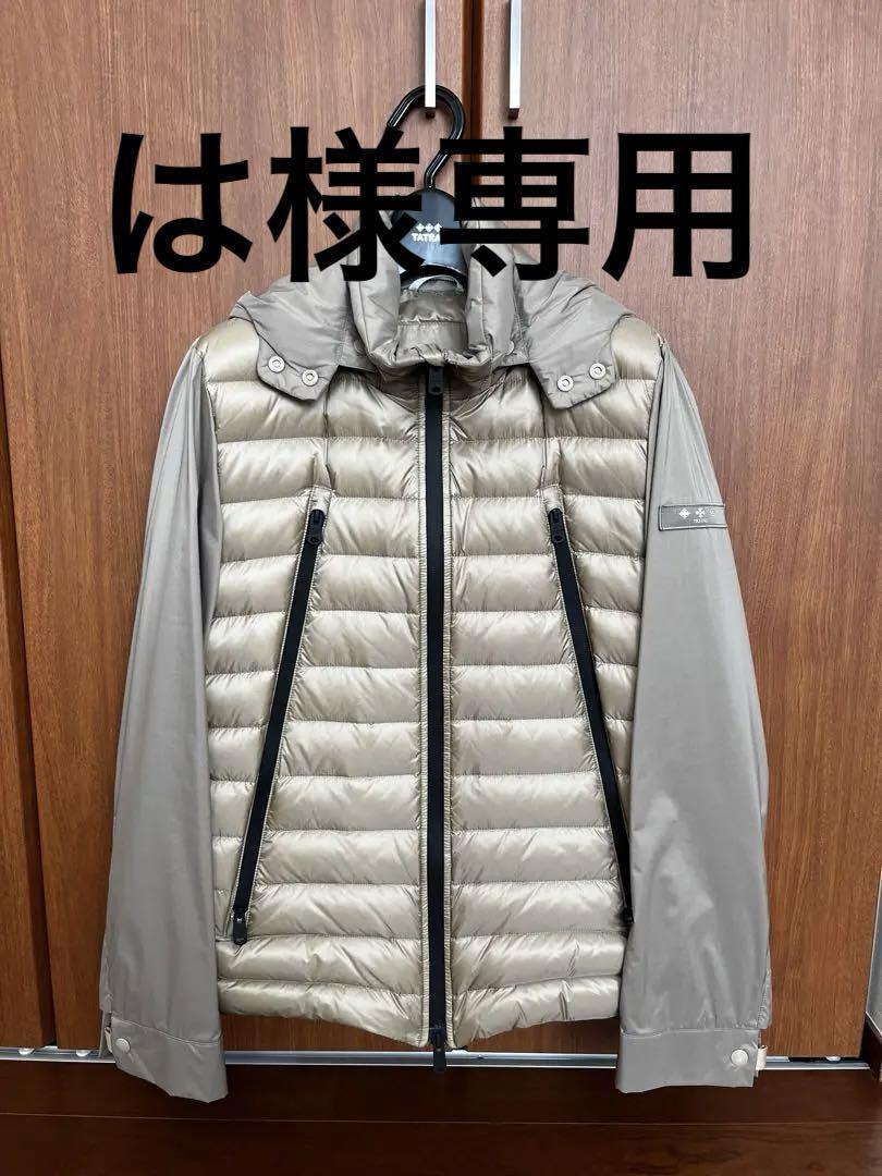 は　TATRAS（タトラス） ライトダウンパーカー